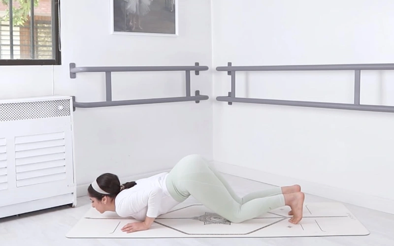 سلام بر خورشید یوگا در روش سنتی