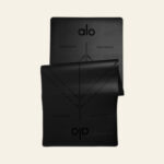 مت یوگا اَلو Alo