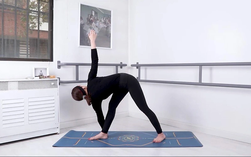 حرکت پیچ مثلث چیست